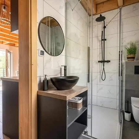 Ferienhaus Zielone Wzgorze-domki Caloroczne Zawoja